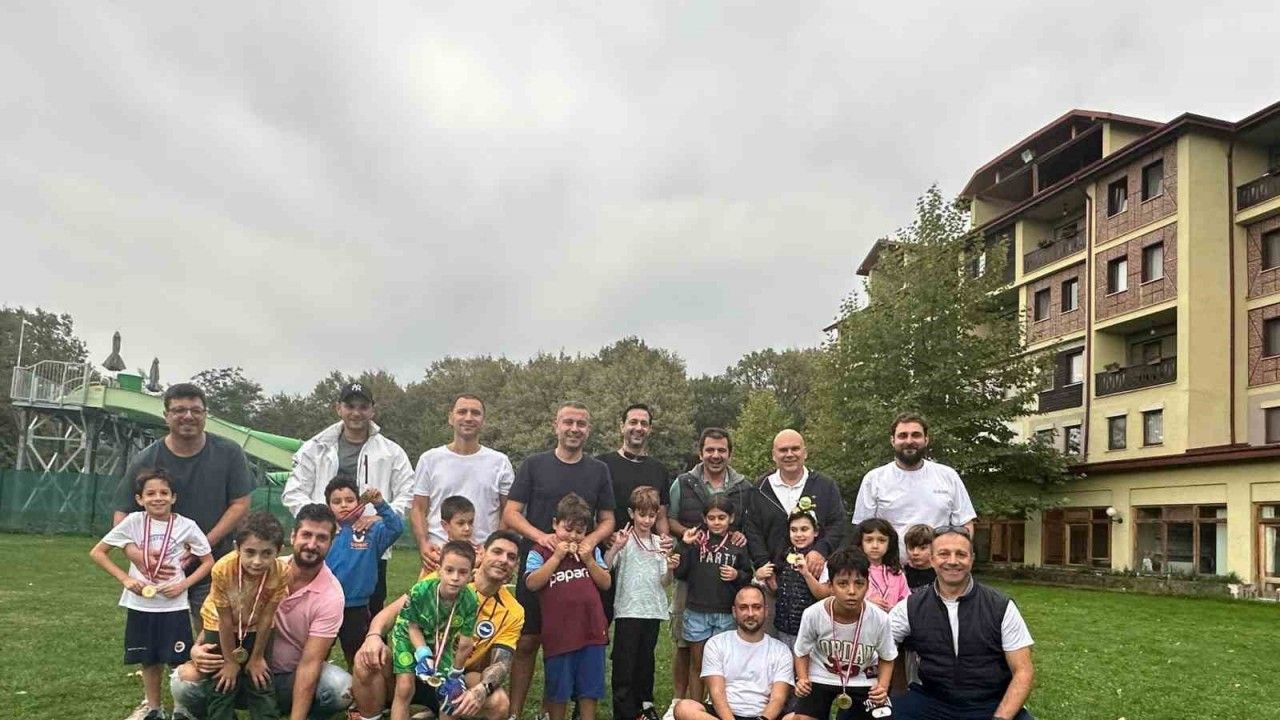 ’Kağıt üzerinde yöneticiyim’ diyen Halit Ergül’ün kızı Ceyda Hacıbekiroğlu velilere facia oteline pazarlama etkinliği düzenlemiş