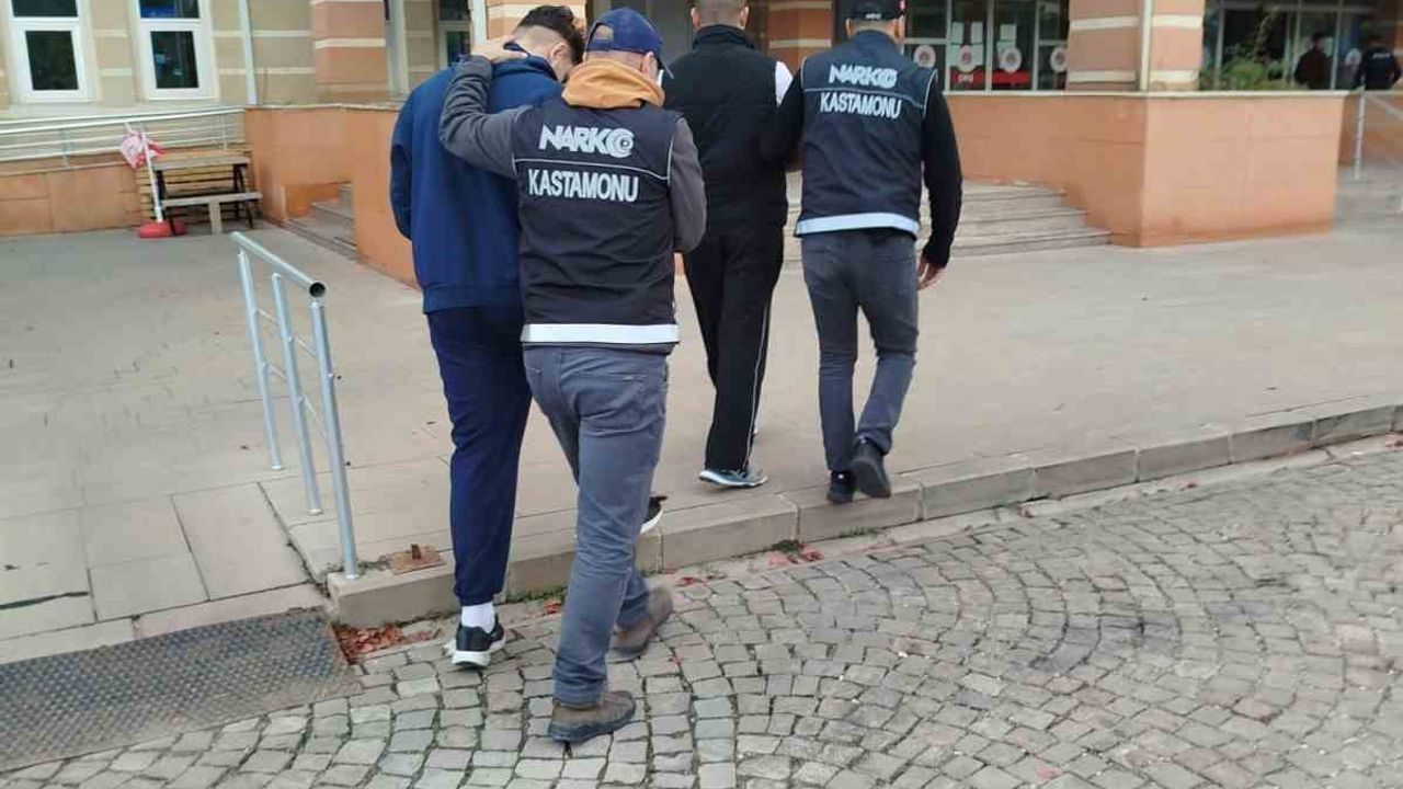 Kastamonu’da Narkotik Operasyonu: 2 Kişi Tutuklandı