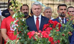 AK Parti İlçe Başkanı Aydın'dan Şehitlik Ziyareti