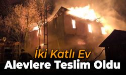 Eflani'de Yangın Felaketi: İki Katlı Ev Küle Döndü