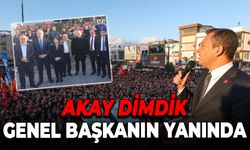 Akay, Esenyurt Nöbetinde Özel’in Yanında