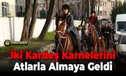 Safranbolu’da Karne Heyecanı! İki Kardeş Okula Atlarla Geldi