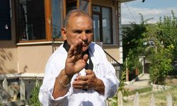 65 yaşındaki taekwondocu hareketleriyle gençlere taş çıkartıyor