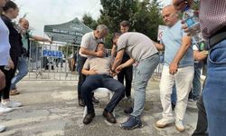 Sanık kürsüsünde bayılan itfaiye erinin kardeşi, duruşma salonunun dışında fenalık geçirdi