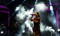 Merve Özbey ve Hasan Yılmaz, Taşköprü’de Binleri Coşturdu