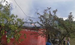 Çaycuma’da bağ evi olarak kullanılan baraka alevlere teslim oldu