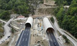 İstanbul’a Gidenler Dikkat: Bolu Dağı’nda İstanbul Yönü Kapandı