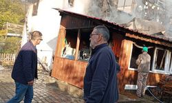 Bolu’da çıkan yangında 2 katlı ev küle döndü