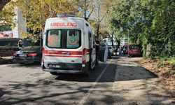 Seyir halindeyken önündeki araca çarpan sürücü yaralandı