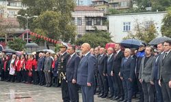 Zonguldak’ta 29 Ekim Cumhuriyet Bayramı çelenk töreni gerçekleştirildi