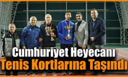 Cumhuriyetin 102. yılı tenisle kutlandı