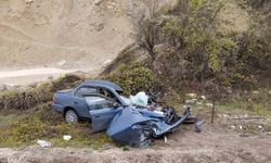 Bolu’da kamyon otomobille çarpıştı: 1 ölü, 1 yaralı