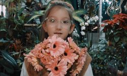 Esnaf ve vatandaşlar öğretmenler için kamera karşısına geçti