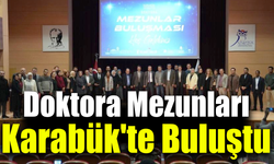 KBÜ’de doktora mezunları akademik yolculuğu anlattı