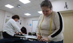 Özel eğitim okulunda çocuklar öğreniyor, veliler üretiyor