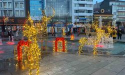 Bolu'nun en işlek meydanı ışıl ışıl oldu