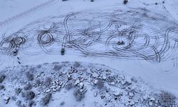 Karabük'te sürücüler karın tadını drift atarak çıkardı