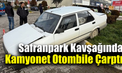 Safranbolu’da kamyonet otomobile arkadan çarptı