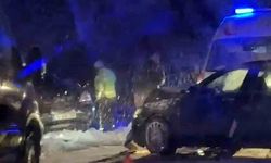 Bartın’da kar yağışı kazayı getirdi