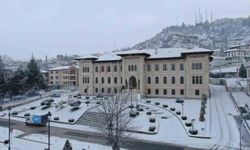 Kastamonu’da karla birlikte şehir güzelliği ortaya çıktı