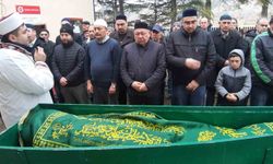 Türkiye’nin tanıdığı “kedisine sarılan dede” vefat etti