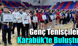 Okul Sporlarında masa tenisi mücadelesi kıyasıya sürüyor