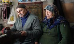 64 Yıldır Her Sabah Dükkanını Eşiyle Açıyor