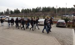 Midesinde 33 paket metamfetaminle yakalandı