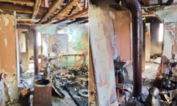 Sobadan çıkan alevler daireyi küle çevirdi