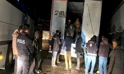 Çankırı’da şüpheli tırdan 75 kaçak göçmen çıktı!