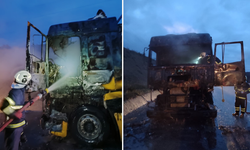 Seyir Halindeki Tır Alev Alev Yandı!