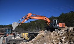 Kışın Hasar Gören Köy Yollarında Onarım Mesaisi