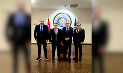 Rektör Özölçer’den Orhan Uzun’a hayırlı olsun ziyareti