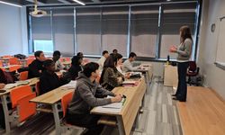 Uluslararası Öğrencilerden Çağrı: "Savaşta Kimse Kazanmayacak"