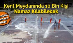 Kent Meydanı Cuma Namazı İçin Hazırlandı