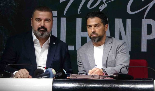 Çaykur Rizespor, İlhan Palut ile 1 yıllık sözleşme imzaladı