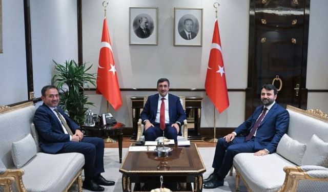 AK Partili vekiller bakanlarla görüştü