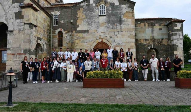 Rehber adayları Karadeniz’in zenginliklerini yerinde öğreniyor