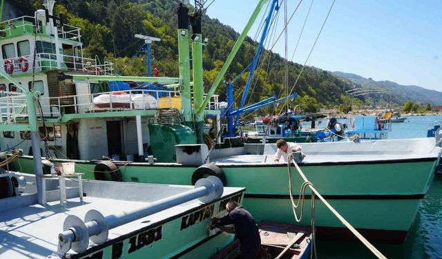 Balıkçılar yeni sezon için hazırlıklarını tamamladı