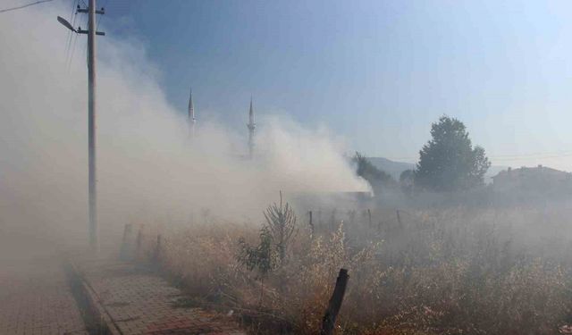 Bolu’da hurda deposunda yangın: Dumanlar gökyüzünü kapladı
