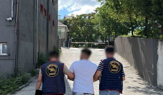 Çeşitli suçlardan hapis cezası bulunan 10 kişi yakalandı