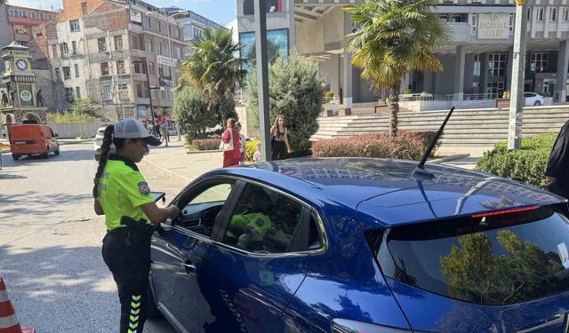 Zonguldak’ta Trafik Ekiplerinden Minibüs ve Taksi Denetimi