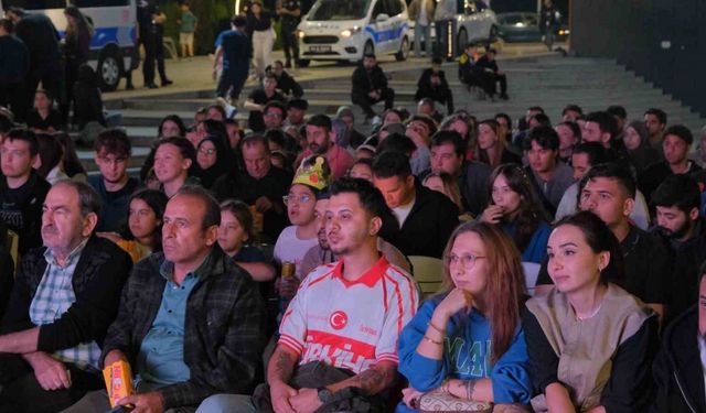 Bolu’da dev ekranda milli heyecan