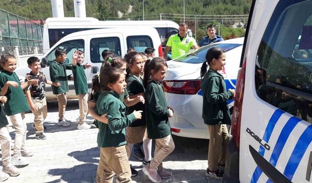 Mudurnu’da öğrencilere polis sevgisi aşılandı