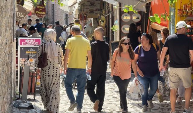 Osmanlı kenti Safranbolu’da hafta sonu hareketliliği