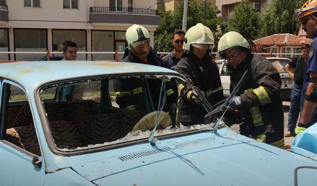 Çankırı’da eski itfaiyeciler genç meslektaşlarıyla buluştu