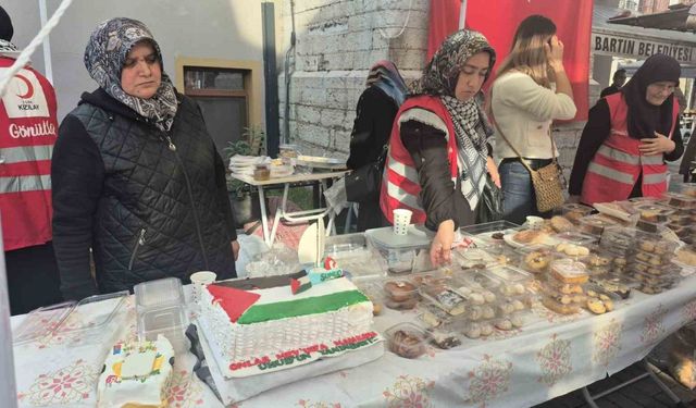 Filistin temalı pasta 6 bin TL’ye satıldı