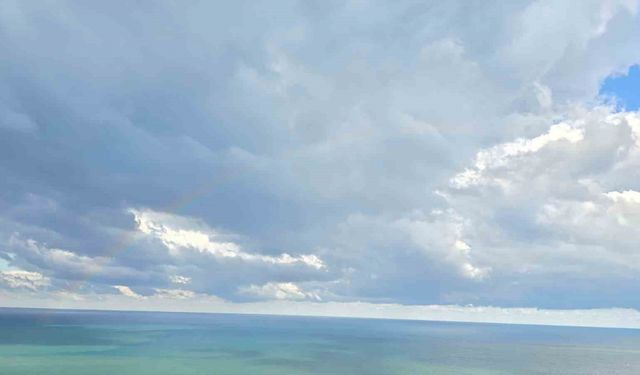 Zonguldak’ta gök kuşağı ile hortumlar ortaya çıktı