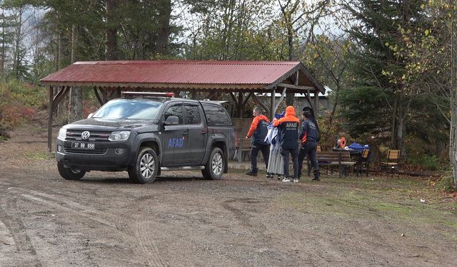 Bozkurt’ta anne ve oğlunun ardından kayıp telefon bulunamadı