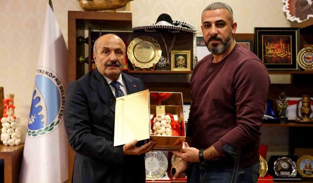 Gazze’de bacağını kaybetti, mücadelesinden vazgeçmedi